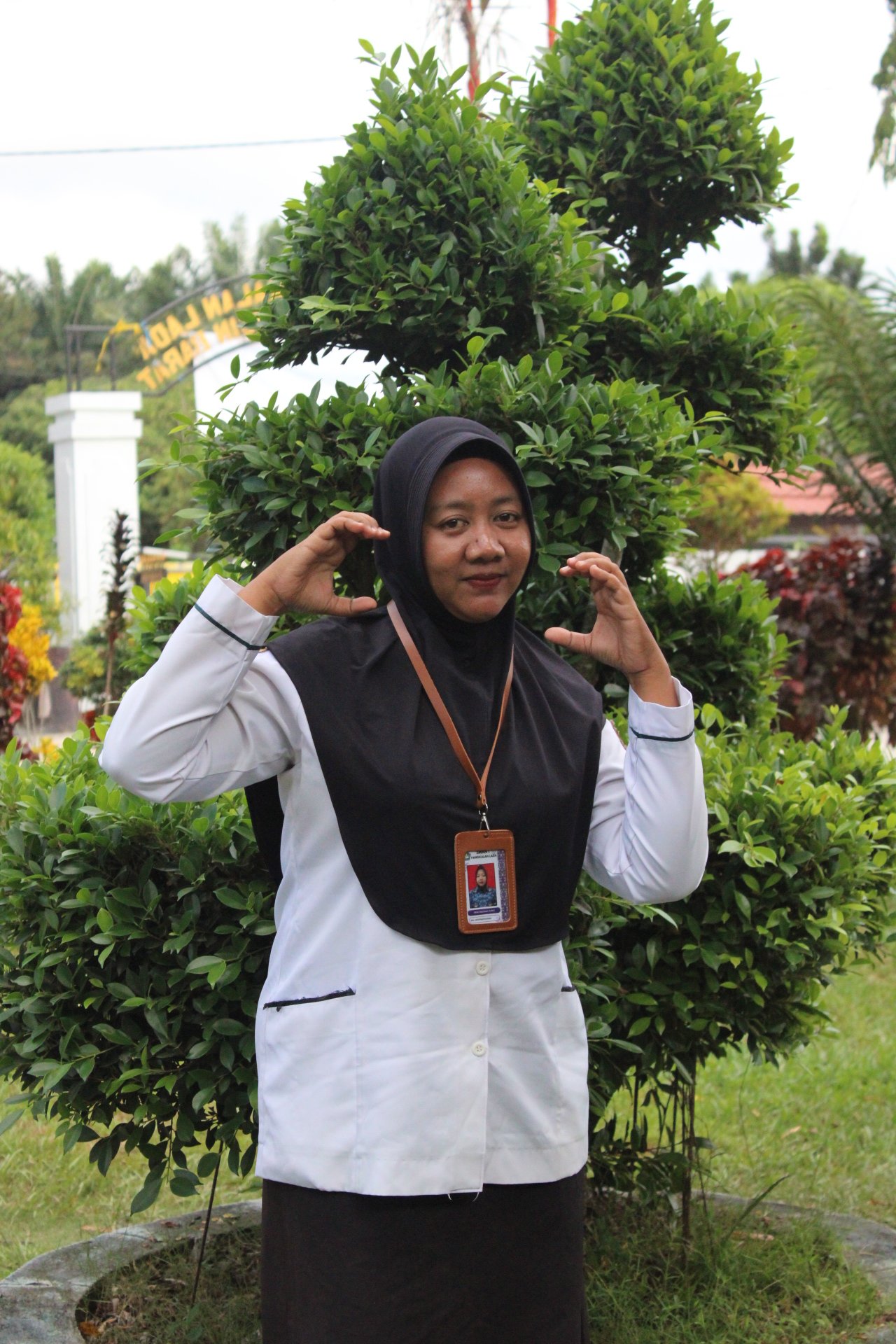 YENI FAUZIAH, S.Pd.I